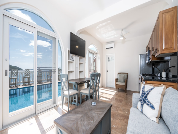 Luxury Villa Retreat 5_Bedroom - Spacious & Comfortable Accommodation